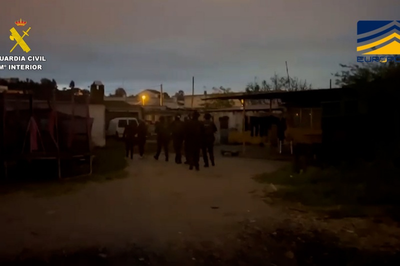 Detenidas tres personas por su vinculación con el terrorismo yihadista