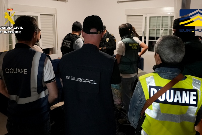 La Guardia Civil desmantela una organización criminal de origen turco especializada en el tráfico de heroína y marihuana