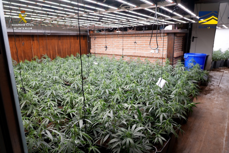 La Guardia Civil desmantela una organización criminal de origen turco especializada en el tráfico de heroína y marihuana