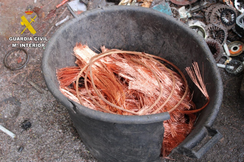 Detenidas e investigadas 17 personas por el robo de tonelada y media de cobre en Ávila y Valladolid